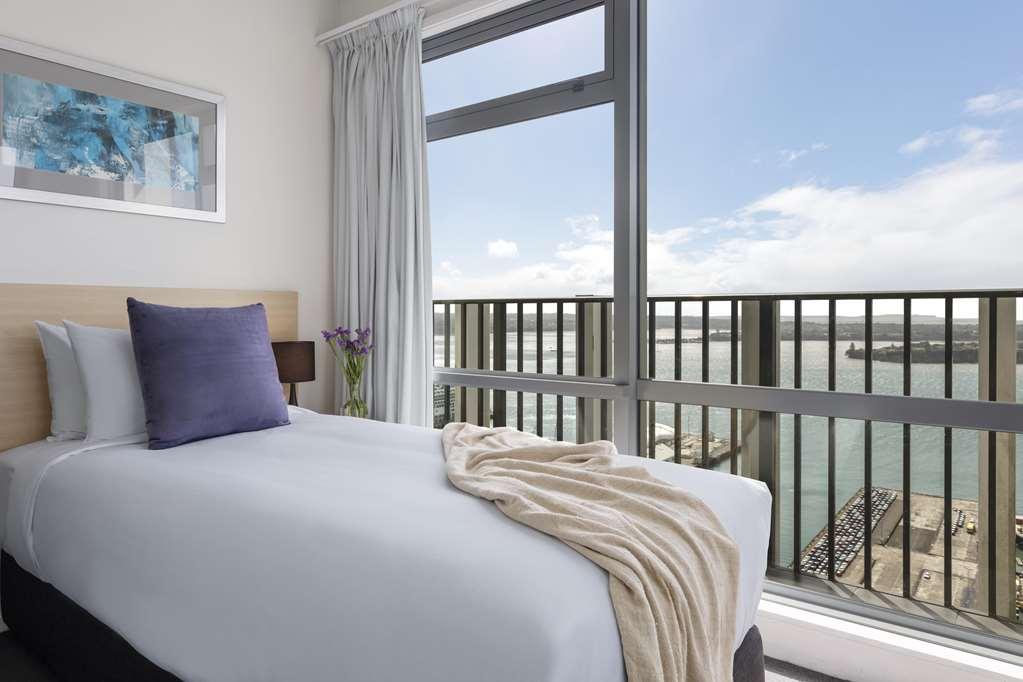 Auckland Harbour Suites Zimmer foto